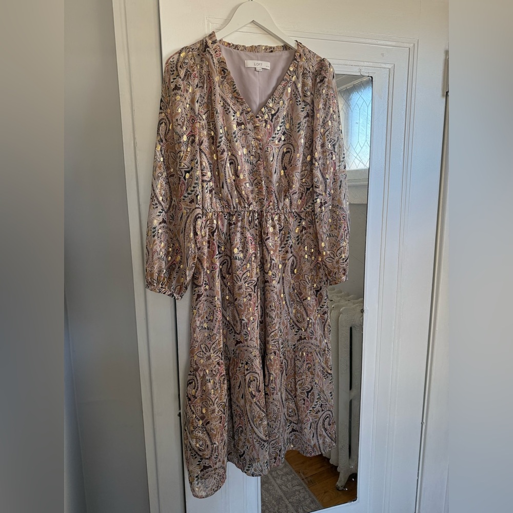 Loft Elegant Paisley Print with foil metallic design long sleeve midi dress